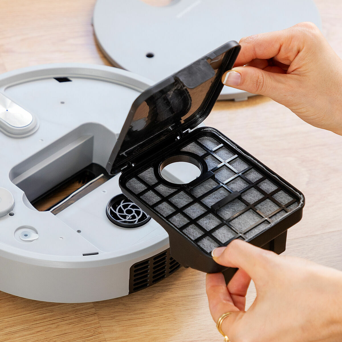 Multifunction 5-in-1 Rechargeable Robot Vacuum Cleaner Varob InnovaGoods-9