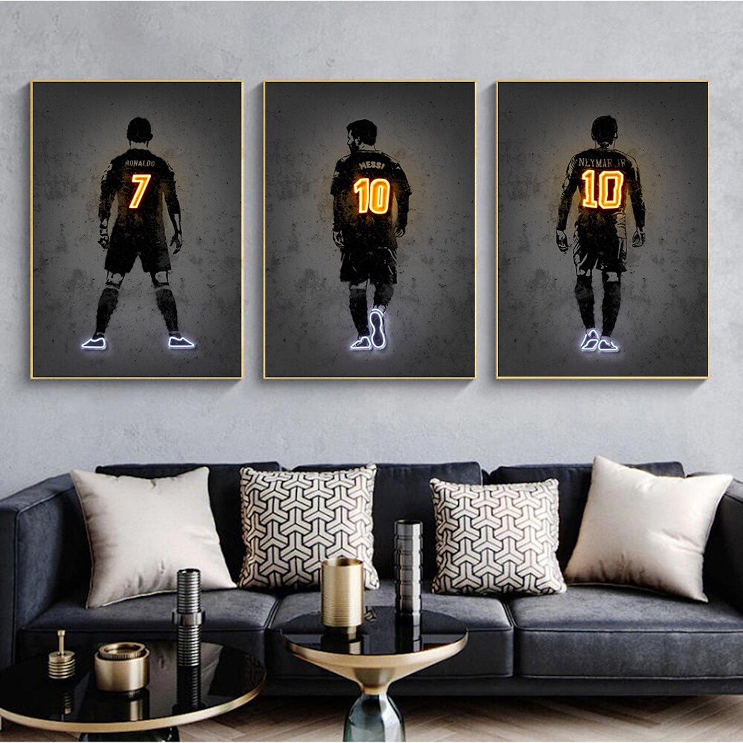 Poster Fußball Lionel Messi Nummer 10 Christiano Ronaldo 7 und Neymar Jr. 10 mit Neon Leucht Trikotnummer als Deko Print ohne Rahmen-1