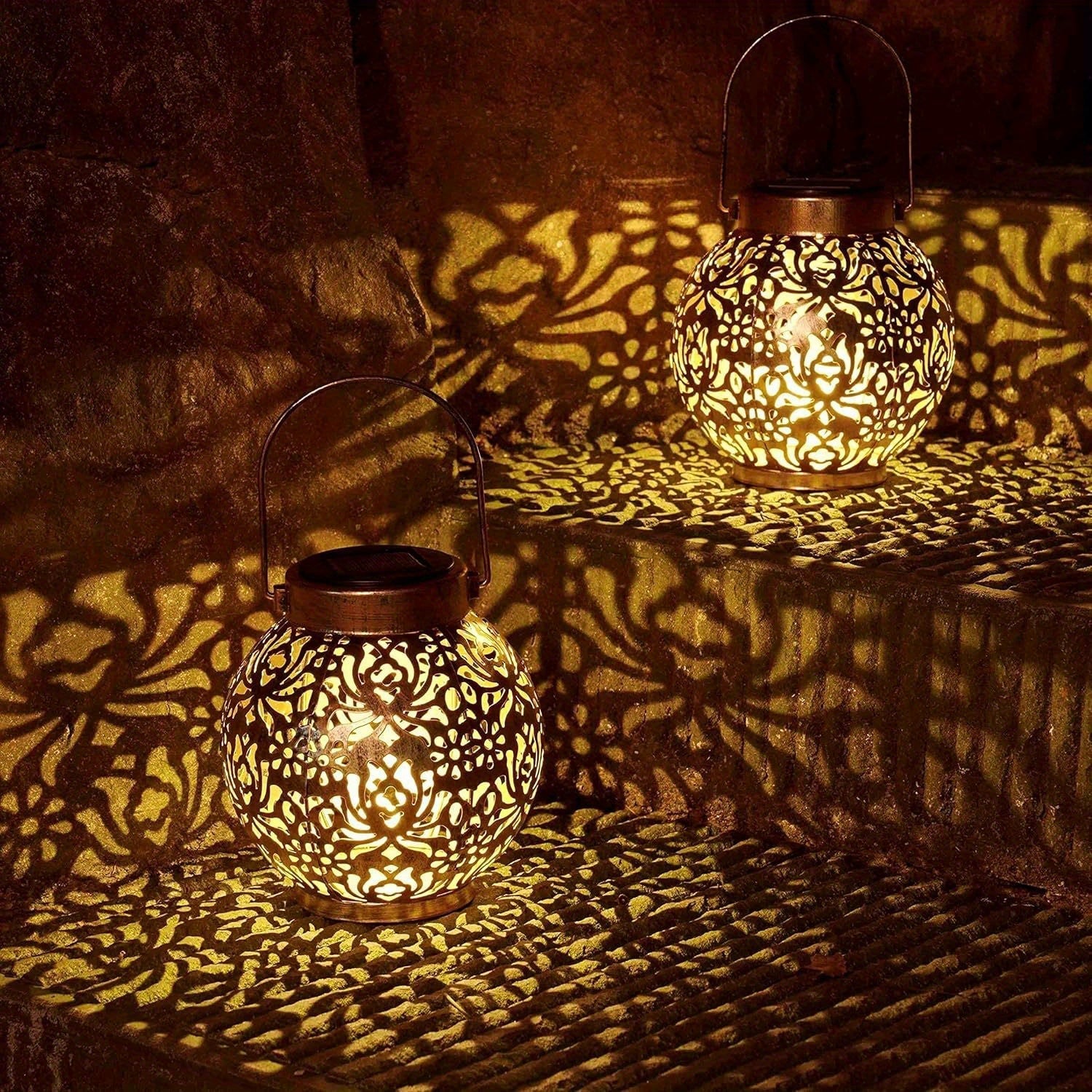 Solar Metal Lantern Outdoor Garden Decor Light-4