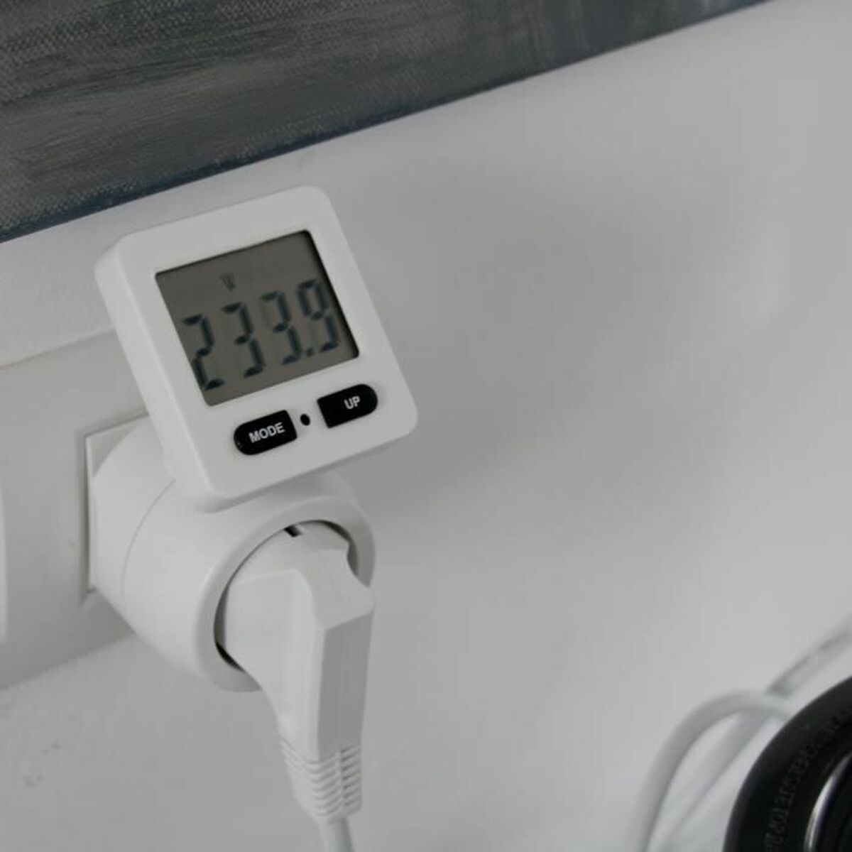 Plug with consumption meter Chacon 54351 White-2
