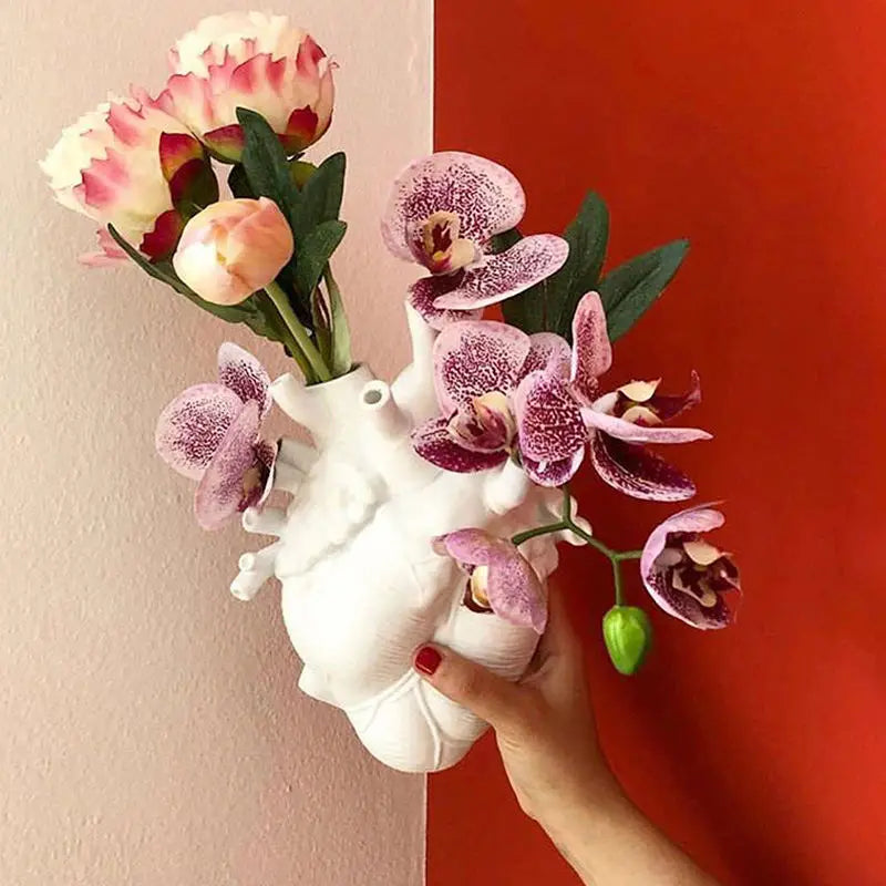 Unique Pedestal Vase Shaped as Human Heart | Novelty Bud-Vase Christmas Decor-3