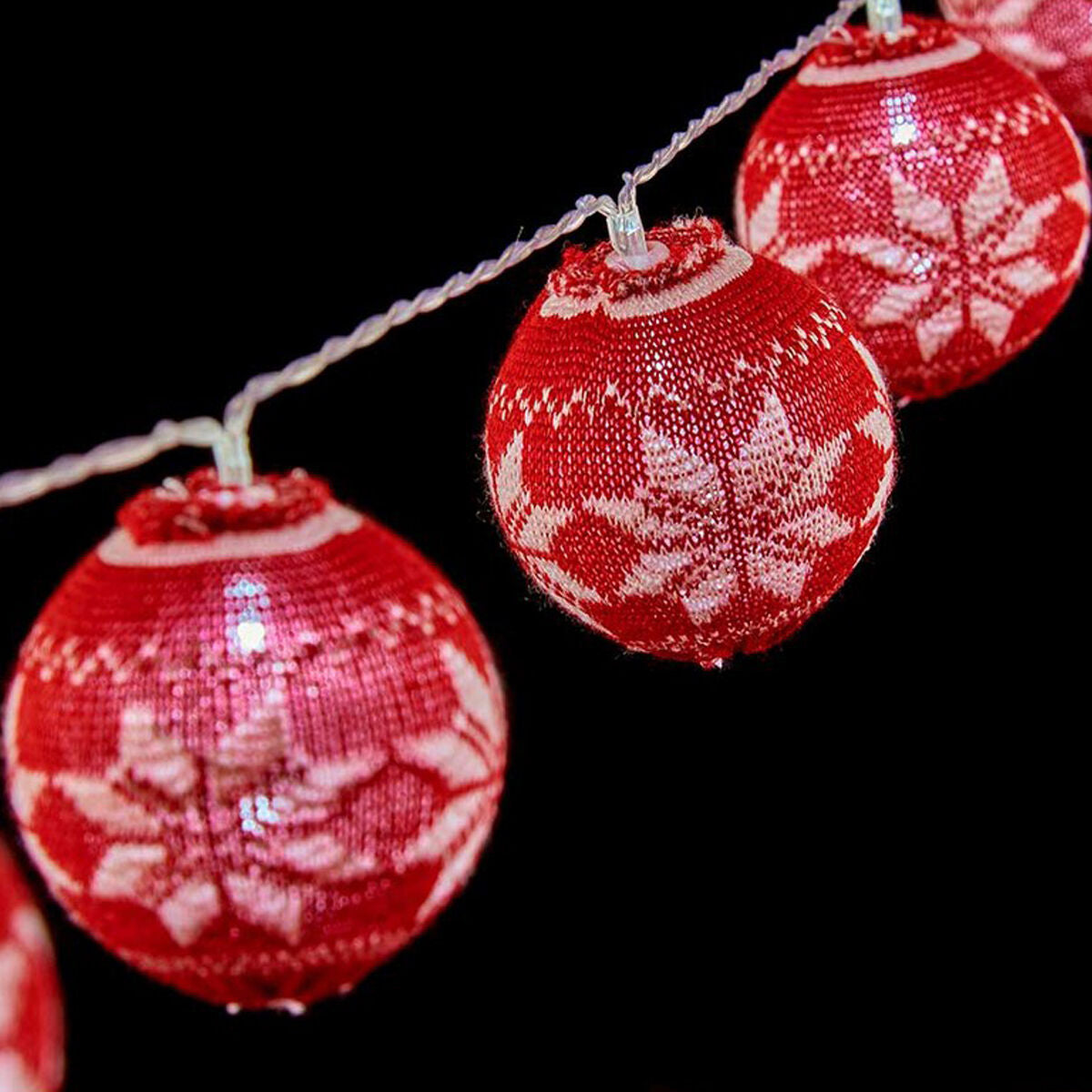 Wreath of LED Balls 2 m Ø 6 cm Red White-0