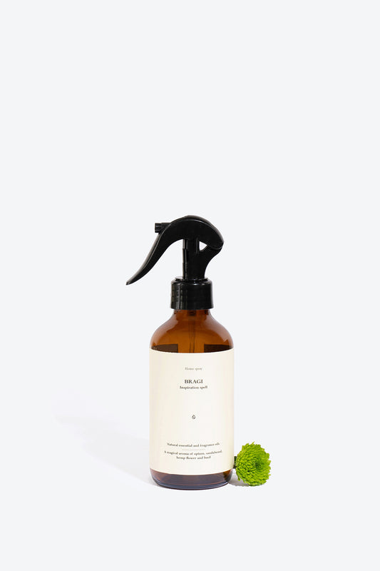 Perfumed home spray BRAGI Smells Like Spells