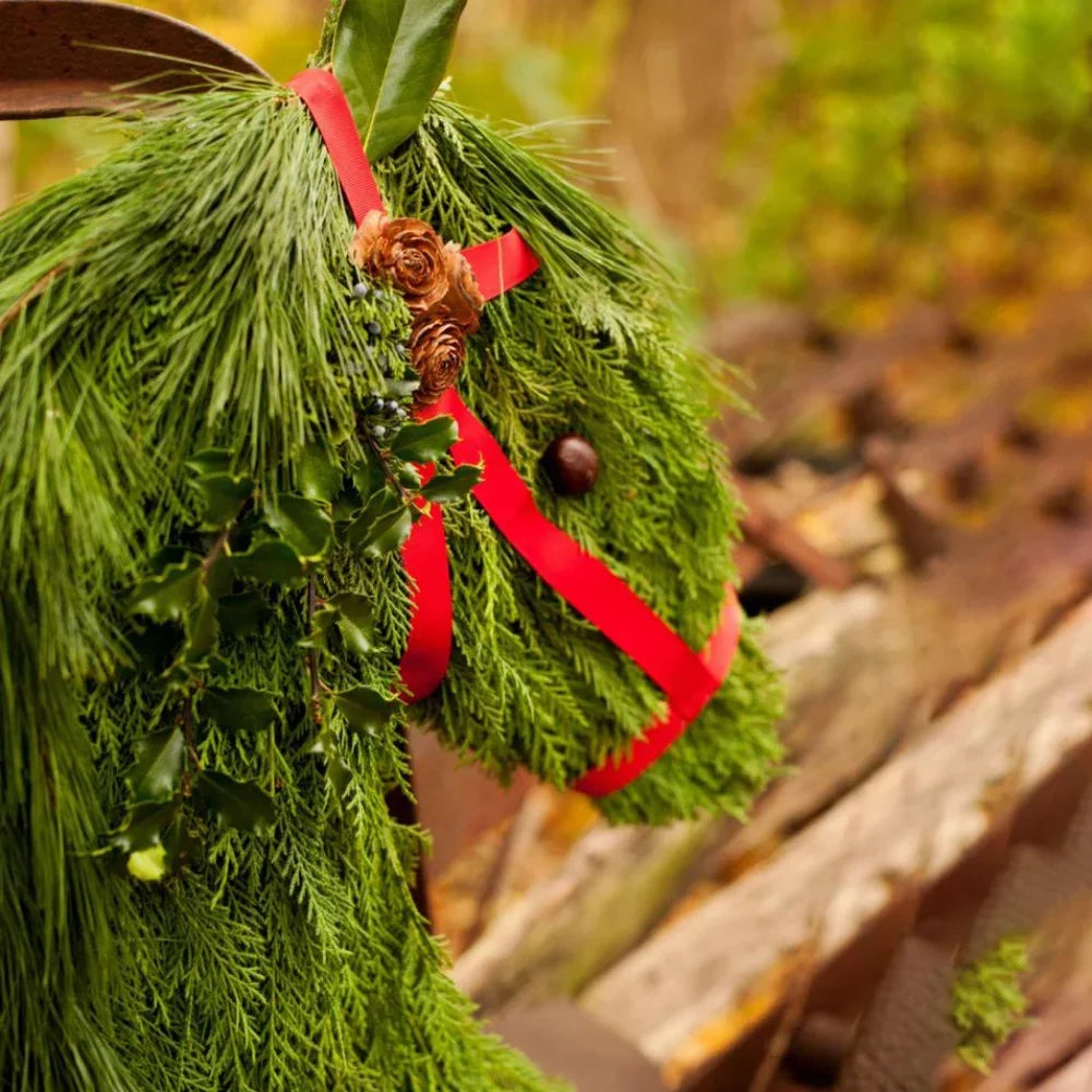 Christmas Horsehead Pine Needle Garland Decoration-2