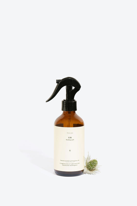 Perfumed home spray EIR Smells Like Spells