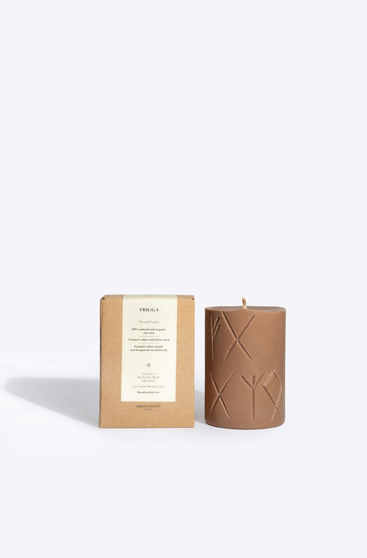 Scented candle FRIGGA rune candle