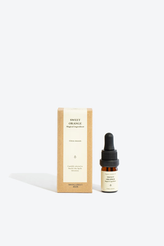 Sweet orange essential oil SMELLS LIKE SPELLS Citrus sinensis