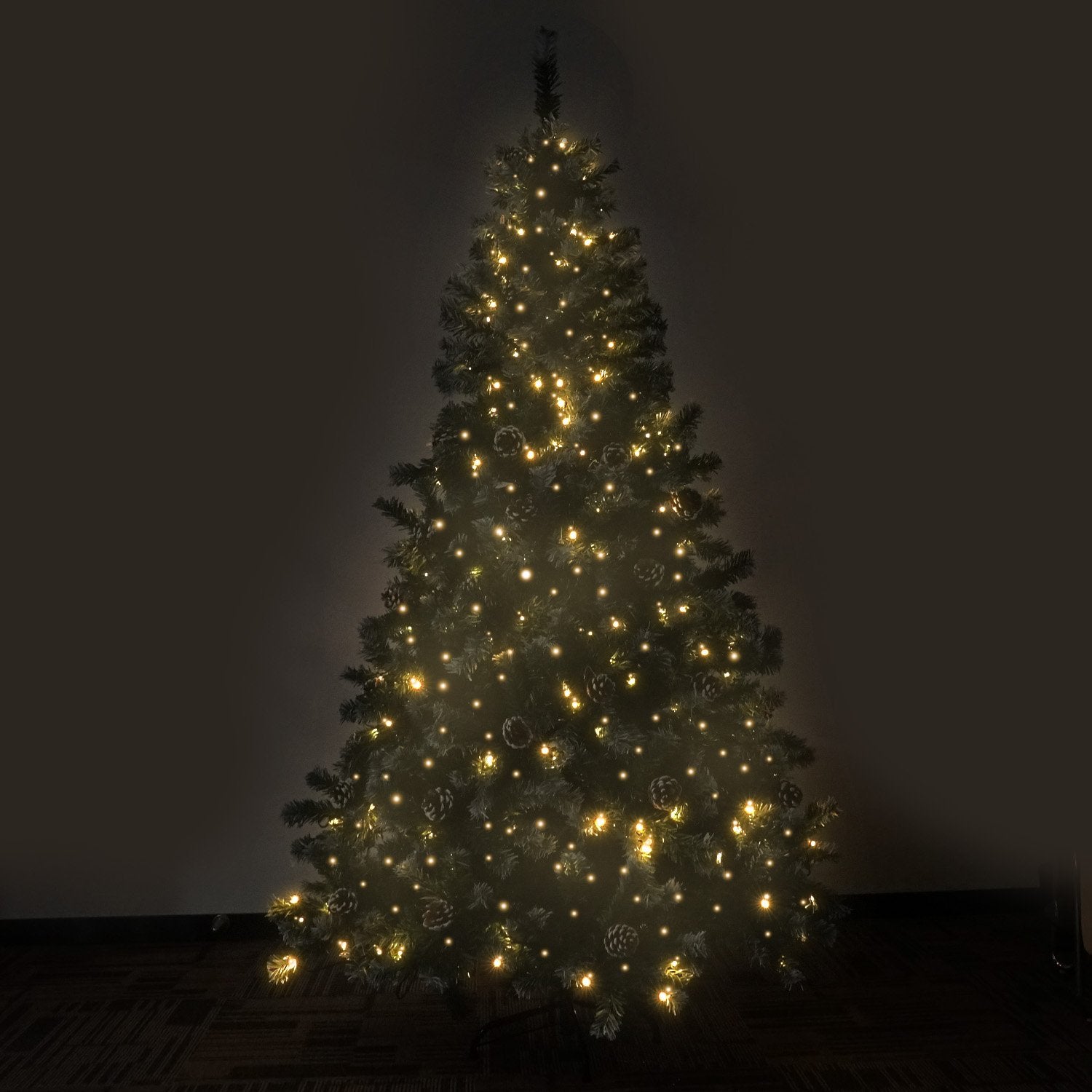 NNEDSZ Christabelle 2.7m Pre Lit LED Christmas Tree Decor with Pine Cones Xmas Decorations-2