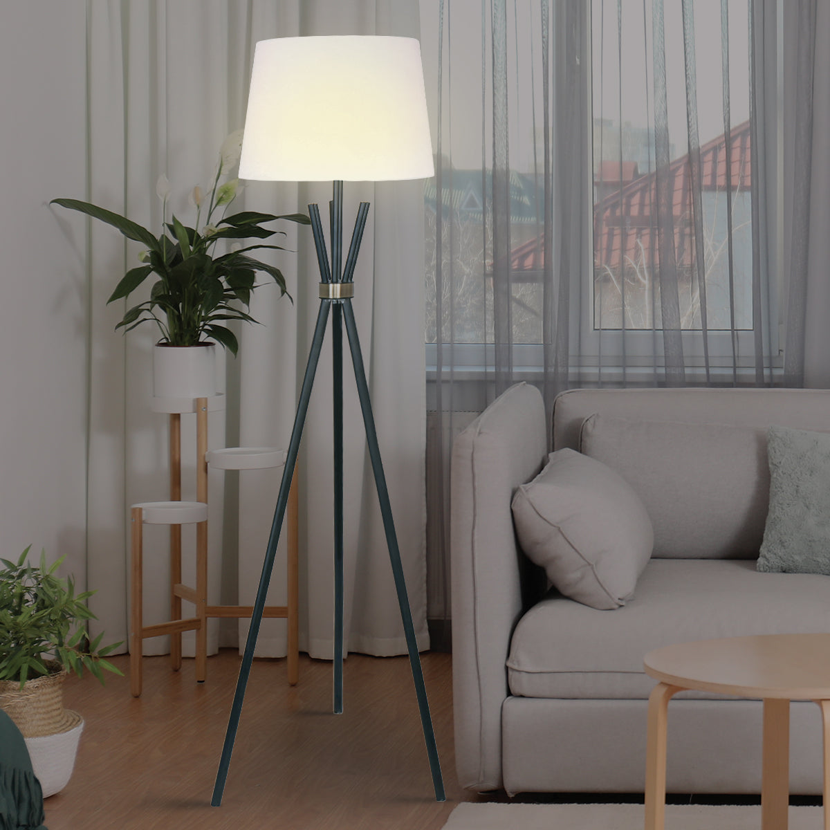 NNEDSZ Sarantino Tripod Floor Lamp in Metal and Antique Brass-4