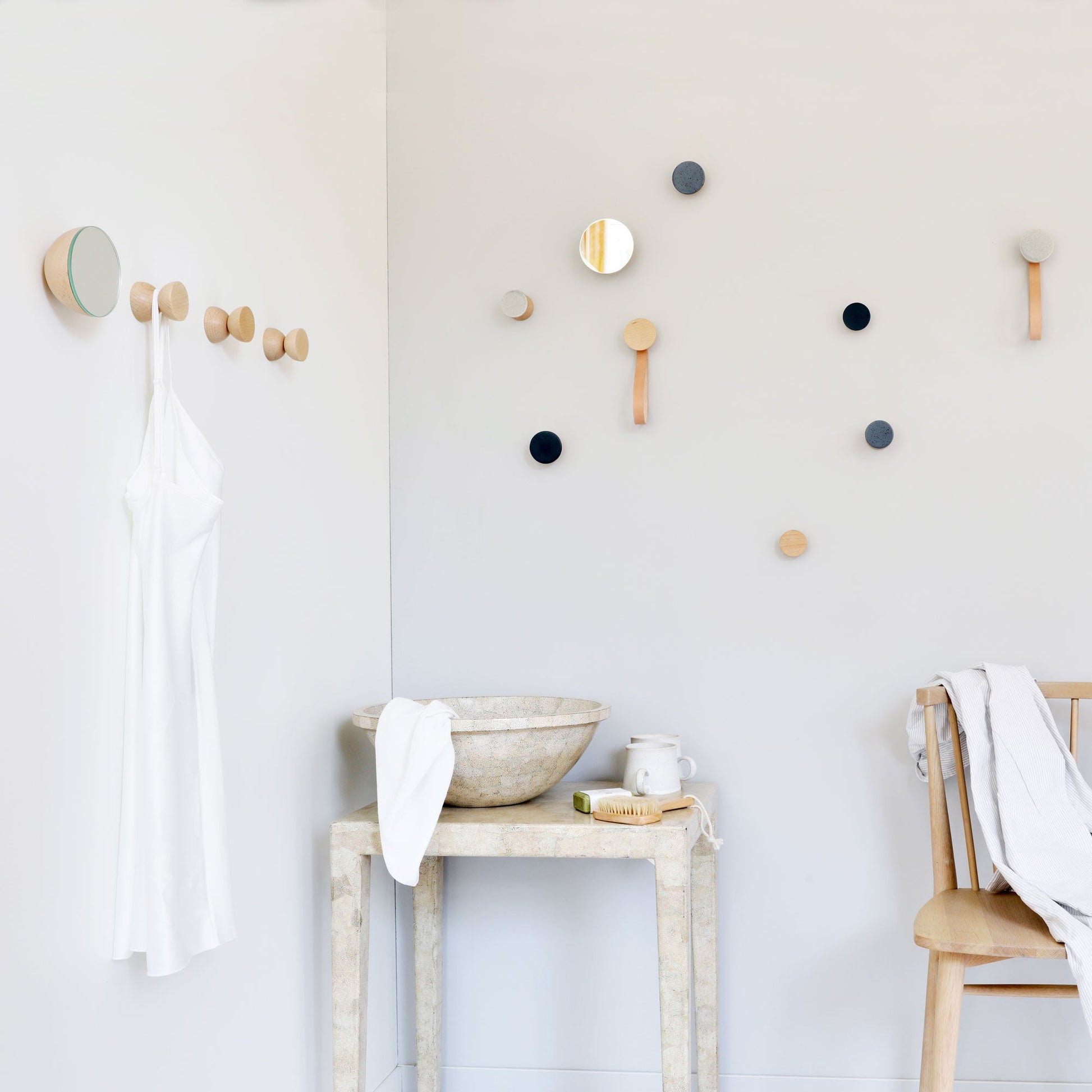 Round Beech Wood Wall Mounted Mirror Coat Hook-4