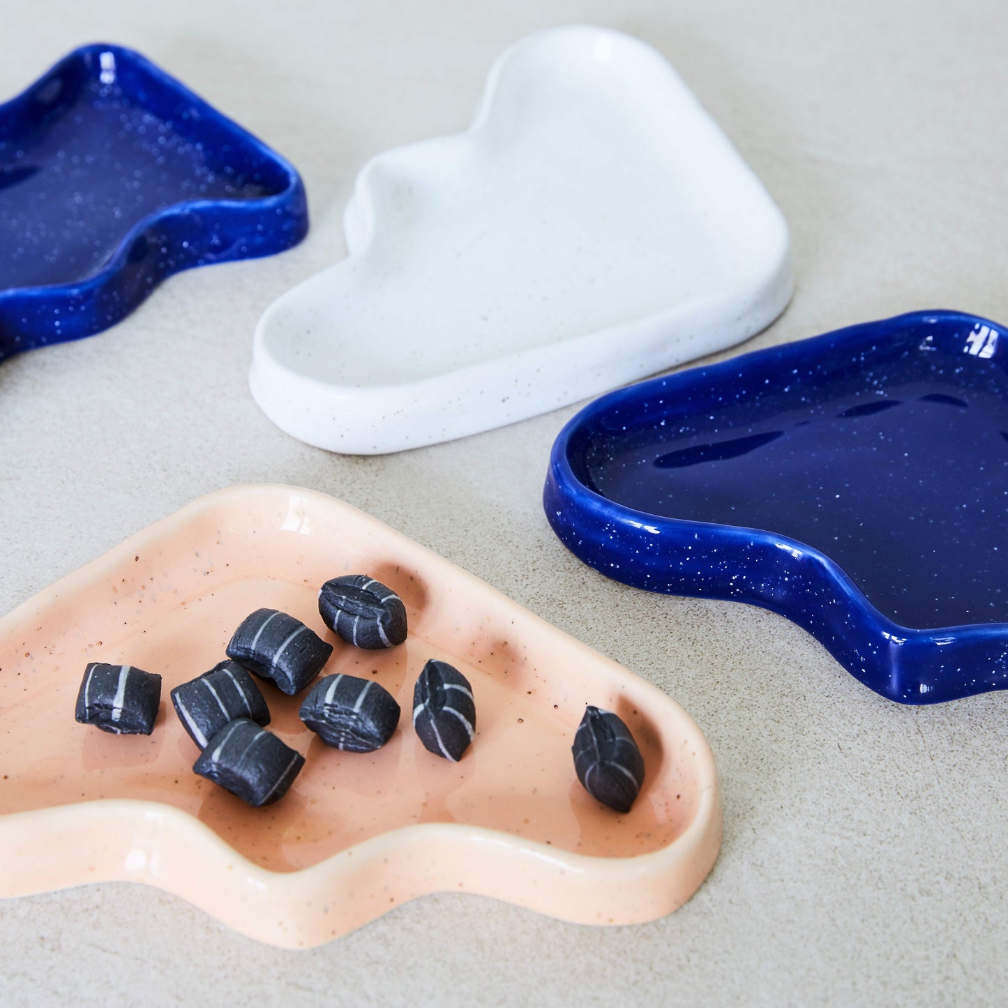 Ceramic Wave Trays - Speckled Peach - Triangle-4
