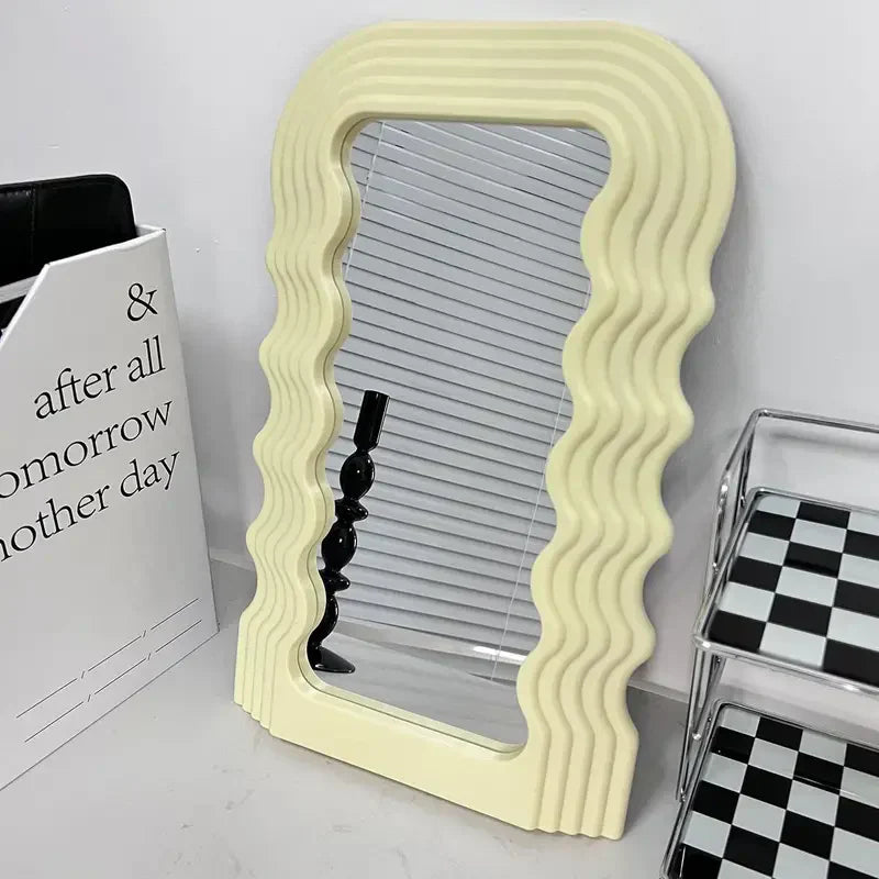 Aesthetic Wall Mounted Mirror With Wave Pattern Frame-8
