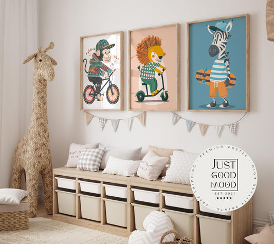 Lustige Tierwelt Poster Kinderzimmer · Geschenkidee für Kinder · Radfahrender Affe · E-Scooter Spaß ·Stylisches Zebra·Deko Print ohne Rahmen-1